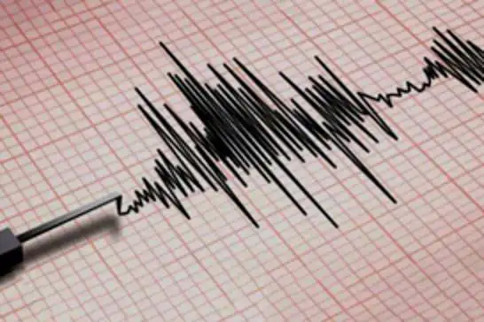 4.2 magnitude earthquake shakes off the coast of Türkiye
